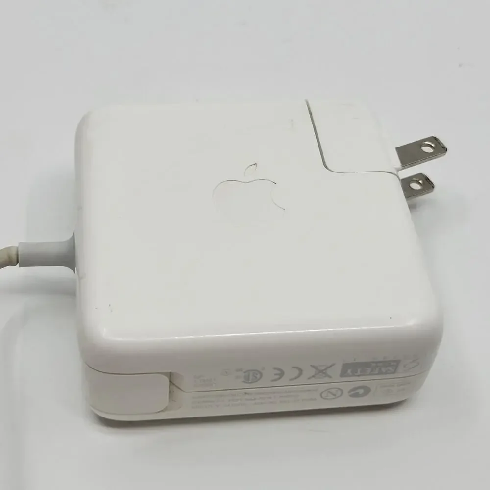Apple genuine a1344